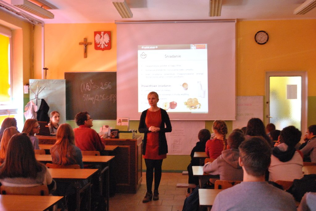 Miniaturka — 2014/2015 - Uwaga nadwaga