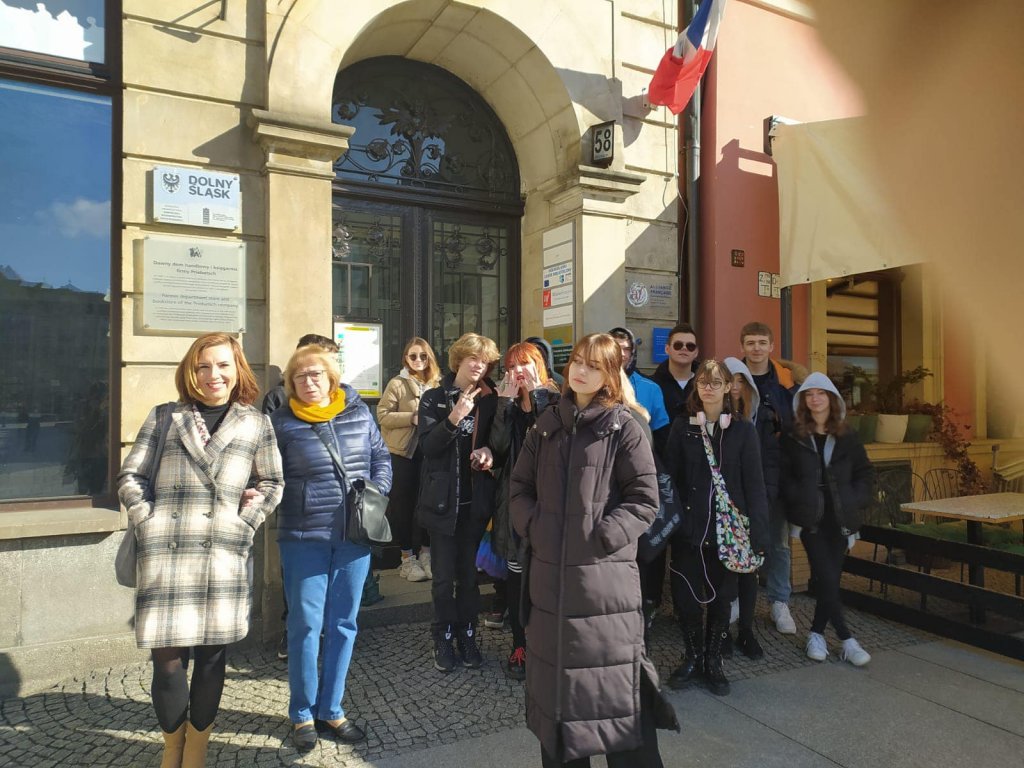 Miniaturka — 2022/2023 - Wizyta klas francuskojęzycznych w Alliance Française we Wrocławiu