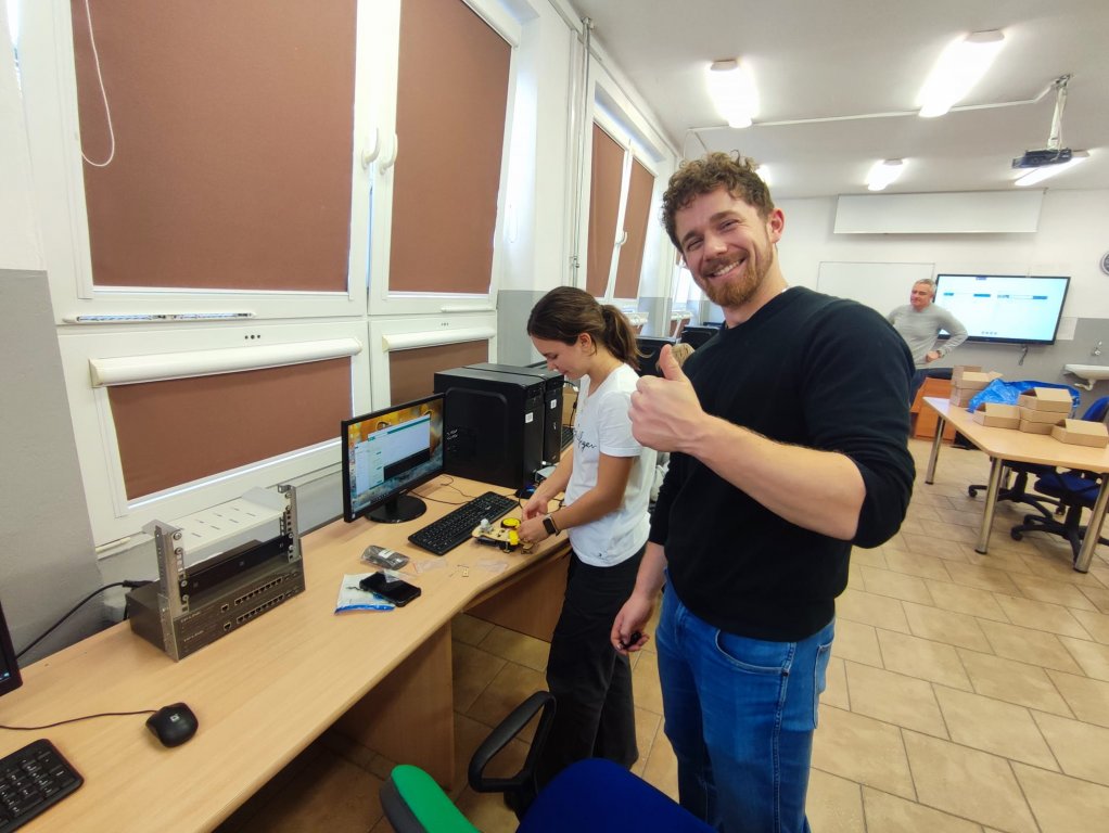 Miniaturka — 2024/2025 - Warsztaty z robotyki