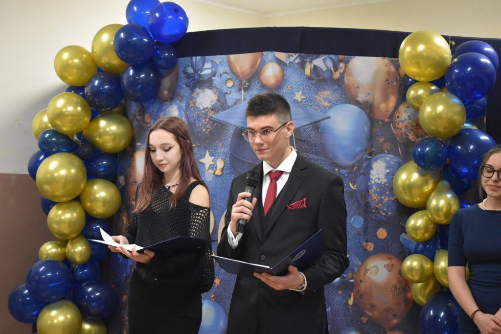 Miniaturka — 2024/2025 - Uroczyste zakończenie roku szkolnego dla klas maturalnych