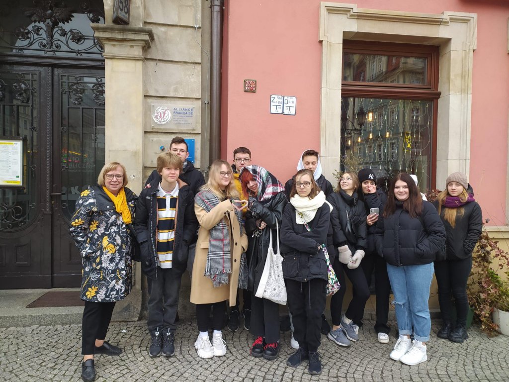 Miniaturka — 2022/2023 - O nauczaniu języka francuskiego w praktyce czyli krótka relacja z nietuzinkowej wyprawy do Wrocławia